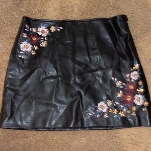 Hippie laundry leather skirt